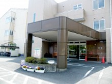 誠和藤枝病院 玄関