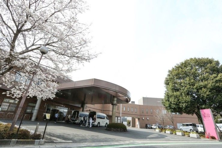 介護老人保健施設 ケア大宮花の丘 外観