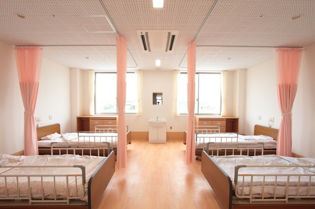 南さがえ病院　4人部屋