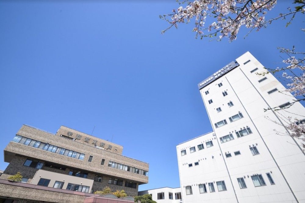 宇都宮東病院　外観_検診センターと一緒