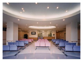 海保病院　待合スペース