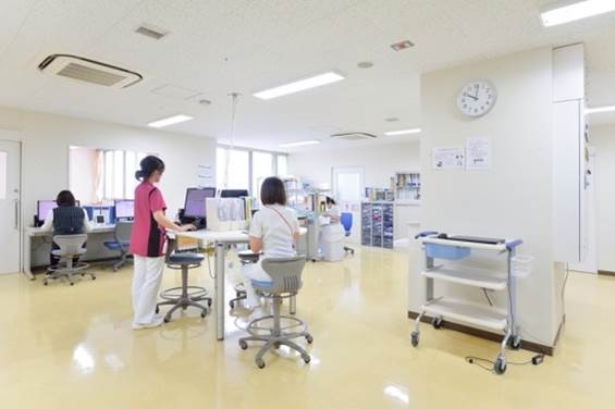 鎌ケ谷総合病院　ナースステーション