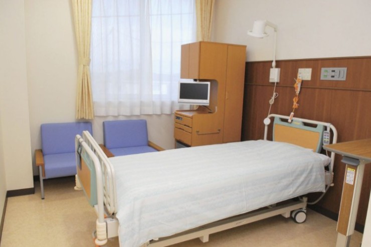 貢川整形外科病院　病棟