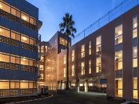 県南病院　外観_夜