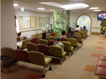 百瀬病院　待合スペース