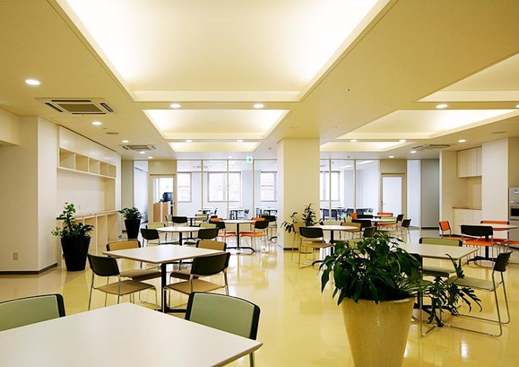 長崎リハビリテーション病院　交流ラウンジ