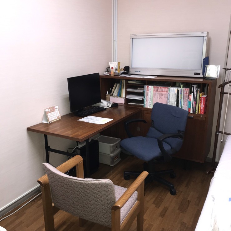 小林病院　診察室