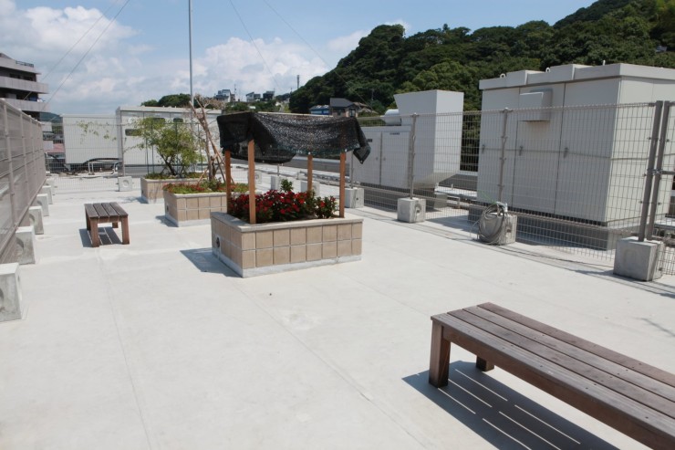 佐世保記念病院　屋上庭園