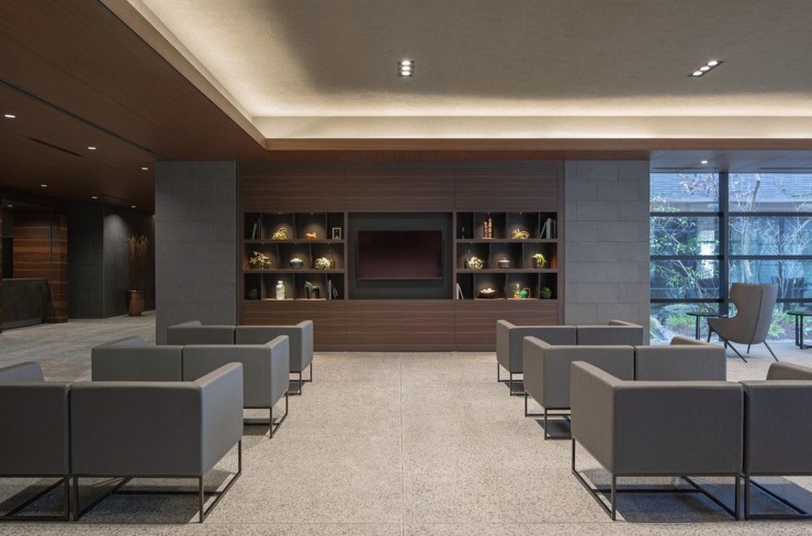 横尾病院　待合ホール1