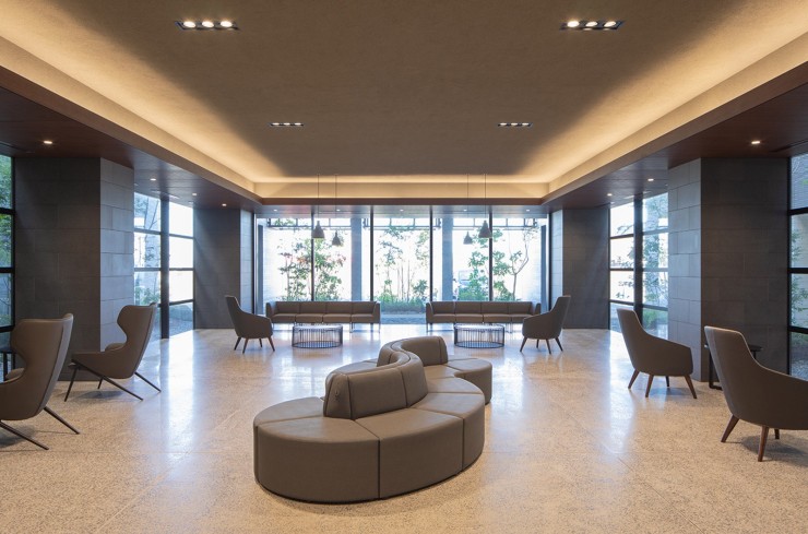 横尾病院　待合ホール2