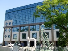 魚津緑ヶ丘病院　外観2