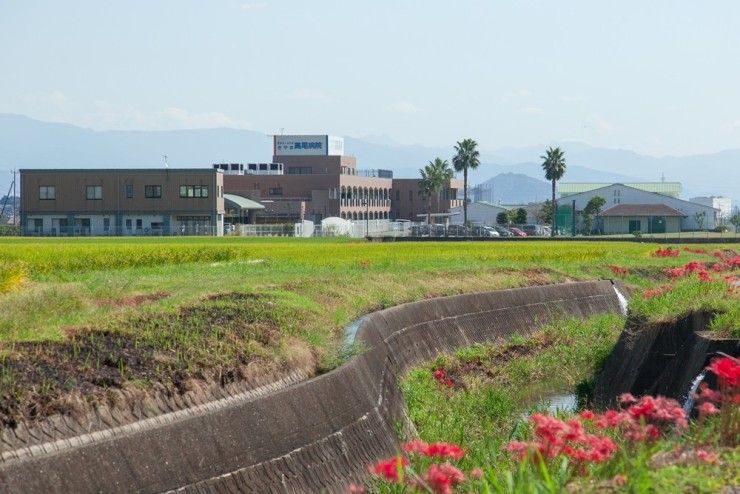 きやま高尾病院　外観_遠景