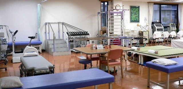 新村病院　内観