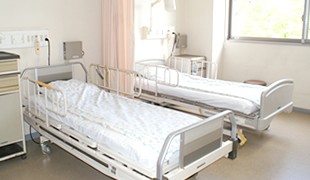 諸岡整形外科病院　病室