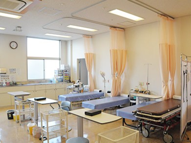 安本病院　処置室
