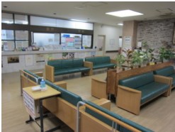 波方中央病院　受付