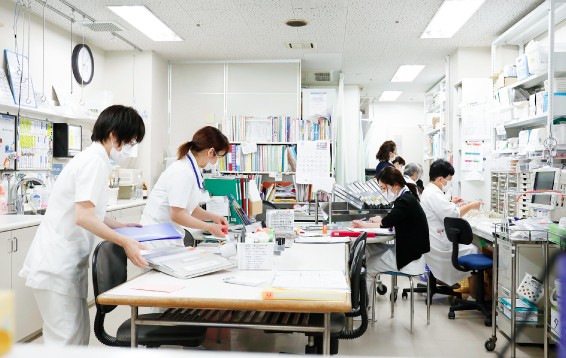 松山第一病院　ナースステーション