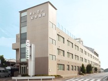 あいせい紀年病院　外観