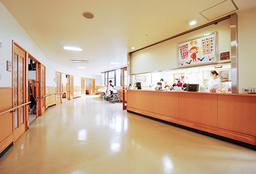 岡崎東病院　ナースステーション