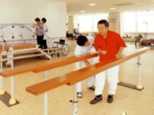 善常会リハビリテーション病院　リハビリ風景