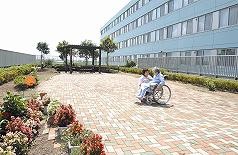 豊川青山病院豊川青山介護医療院　外観2