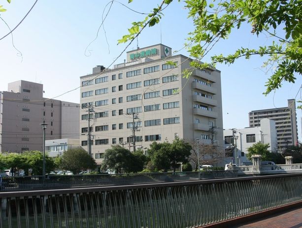 呉中通病院　外観