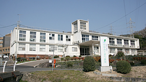 府中みくまり病院　外観②