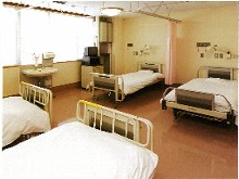 五日市記念病院　病室