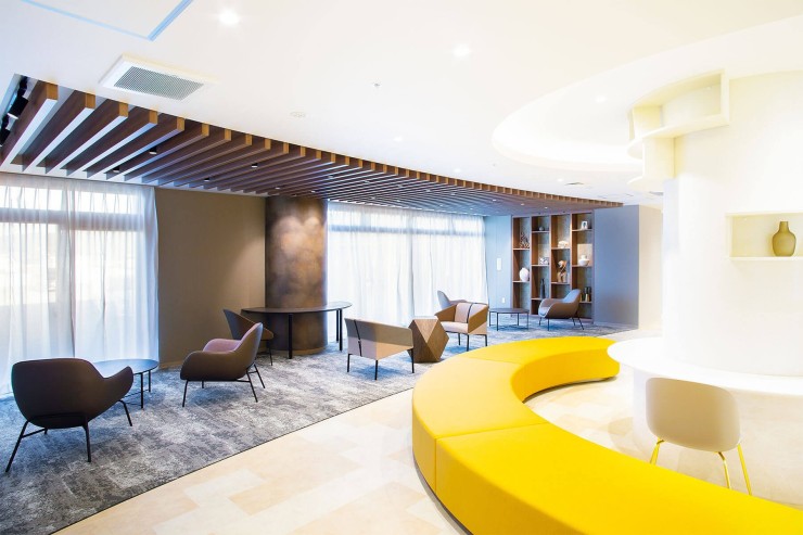 桜十字熊本宇城病院　待合室2