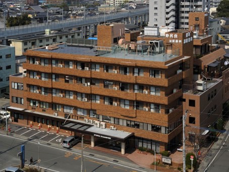 熊本泌尿器科病院　外観2