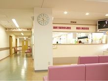 金岡病院　待合室