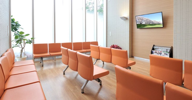 東成病院　待合室