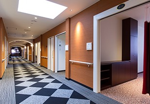 ほうせんか病院　内観