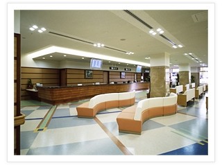 畷生会脳神経外科病院　待合室