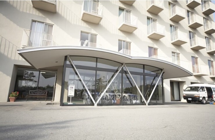 西宮協立リハビリテーション病院　玄関