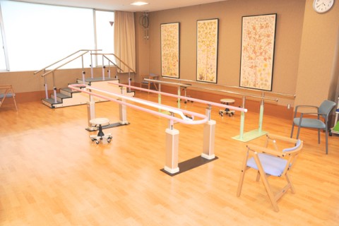 京都南西病院　理学療法室2