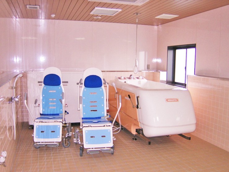 渡辺病院　車椅子浴室