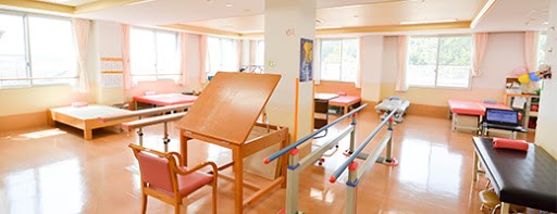 神崎中央病院　リハビリ室