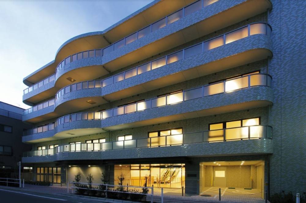 上板橋病院　正面夜間