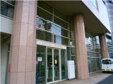 セントラル病院　入り口