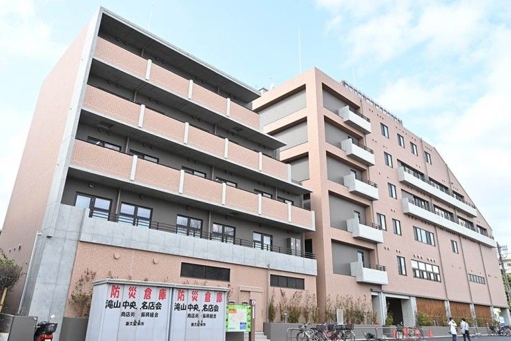 滝山病院　外観2