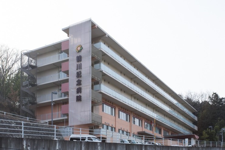 鶴川記念病院　外観
