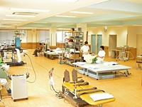 平川病院　リハビリ室