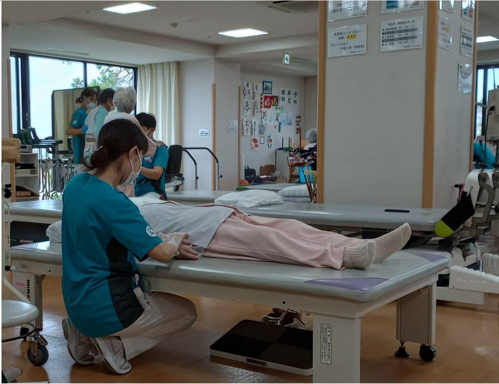 南町田病院　リハビリ風景2