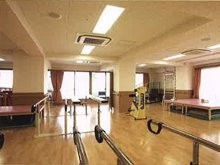 慈誠会記念病院　リハビリ室