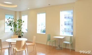 くじらホスピタル　ラウンジ