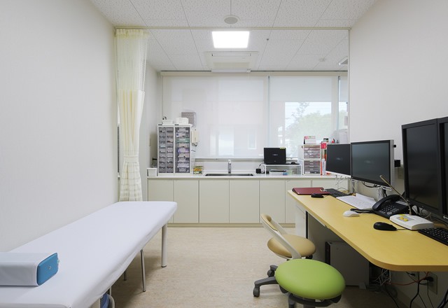 岡田・石堂クリニック　診察室