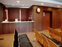 わきだ整形外科　待合スペース