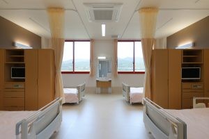 東医院　多床室