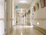 安永脳神経外科　2階病棟廊下